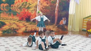 Осенние праздники в детском саду Осенние праздники в детском саду.